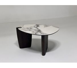 Стол кофейный DAG FENDI WHITE керамика на стекле/массив/ МДФ, облицованный дубовым шпоном ®DISAUR | Интернет магазин мебели и декора LifeDekor