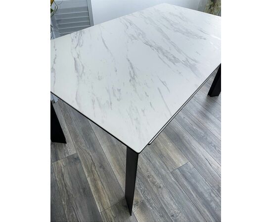 Стол CREMONA 180 KL-99 Белый мрамор матовый, итальянская керамика / черный каркас М-City, изображение 2 | Интернет магазин мебели и декора LifeDekor