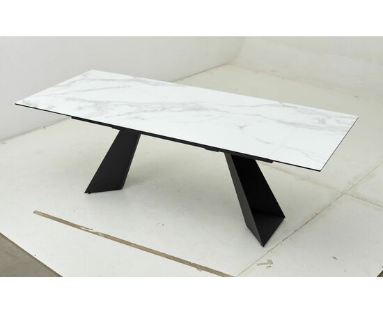 Стол Купер 160 БЕЛЫЙ МРАМОР, черная шагрень, стекло / ЧЕРНЫЙ каркас М-City, изображение 2 | Интернет магазин мебели и декора LifeDekor