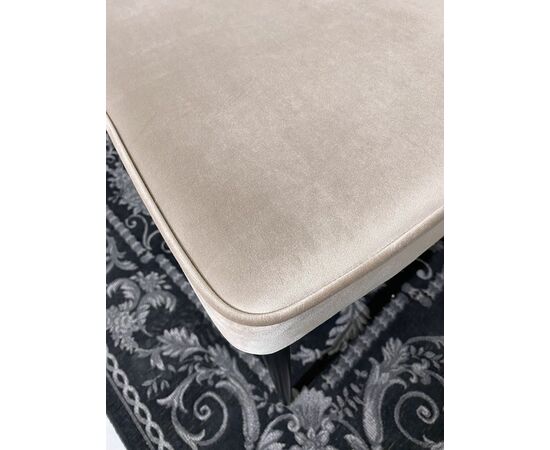 Стул NEPAL-P БЕЖЕВЫЙ #5, велюр/ черный каркас М-City, изображение 2 | Интернет магазин мебели и декора LifeDekor