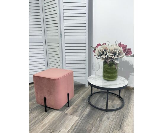 Пуф для гостиной ФЕЛИКС квадратный розовый #15, велюр / черный каркас М-City, изображение 2 | Интернет магазин мебели и декора LifeDekor