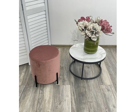 Пуф для гостиной ФЕЛИКС круглый розовый #15, велюр / черный каркас М-City, изображение 2 | Интернет магазин мебели и декора LifeDekor