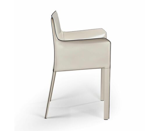 Стул с подлокотниками Barrie, кожа бежевый, изображение 5 | Интернет магазин мебели и декора LifeDekor