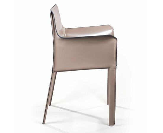 Стул с подлокотниками Barrie, кожа капучино, изображение 4 | Интернет магазин мебели и декора LifeDekor
