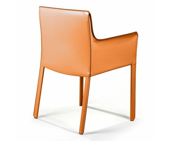 Стул с подлокотниками Barrie, кожа camel, изображение 5 | Интернет магазин мебели и декора LifeDekor