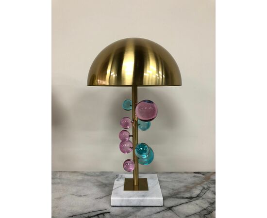 Лампа настольная MOLECULE с разноцветными шарами, 30х51 см, золото, изображение 3 | Интернет магазин мебели и декора LifeDekor