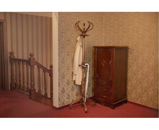 Вешалка напольная В 10Н средне-коричневый, изображение 4 | Интернет магазин мебели и декора LifeDekor