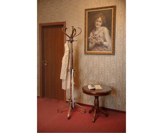 Вешалка напольная В 10Н средне-коричневый, изображение 5 | Интернет магазин мебели и декора LifeDekor