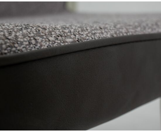 Стул обеденный DOBRIN KEVIN, черные матовые ножки, Сиденье серая ткань FC-09, Спинка антрацит кожзам RU-08, Вариант: черные матовые ножки, Сиденье серая ткань FC-09, Спинка антрацит кожзам RU-08, изображение 9 | Интернет магазин мебели и декора LifeDekor