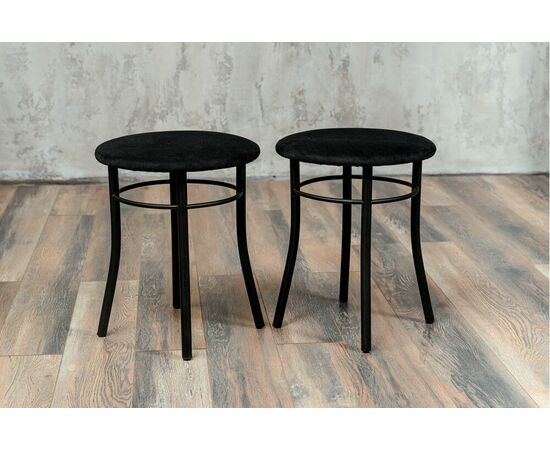 Кухонный табурет Shado Хокер черный велюр, каркас черный, изображение 8 | Интернет магазин мебели и декора LifeDekor