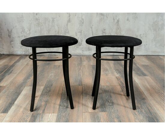 Кухонный табурет Shado Хокер черный велюр, каркас черный, изображение 10 | Интернет магазин мебели и декора LifeDekor