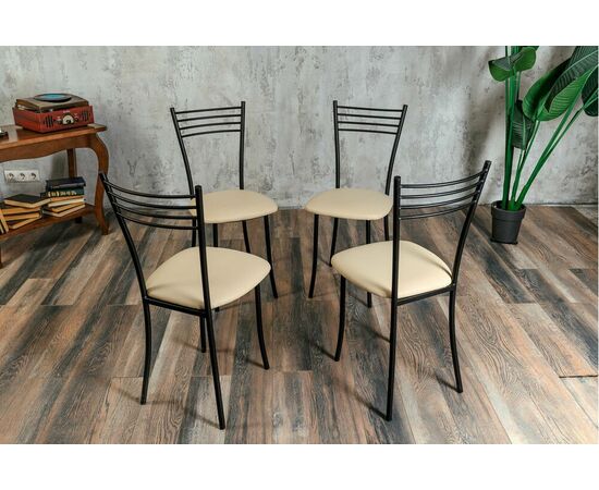 Стул для кухни SHADO Хлоя бежевый, каркас черный, изображение 9 | Интернет магазин мебели и декора LifeDekor