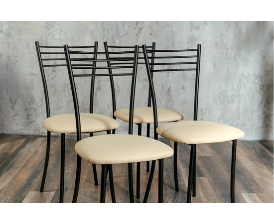 Стул для кухни SHADO Хлоя бежевый, каркас черный, изображение 4 | Интернет магазин мебели и декора LifeDekor