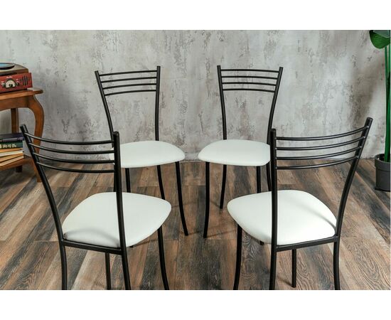 Стул для кухни SHADO Хлоя белый, каркас черный, изображение 10 | Интернет магазин мебели и декора LifeDekor