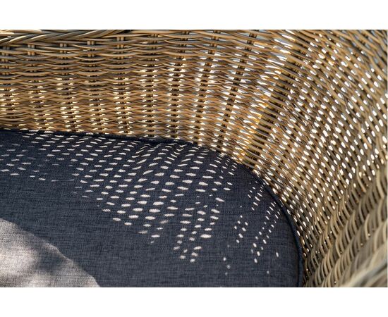 "Равенна" плетеное кресло из искусственного ротанга, цвет соломенный с серой подушкой, изображение 45 | Интернет магазин мебели и декора LifeDekor