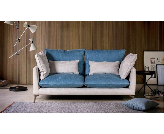 Brussels диван двухместный прямой, замша Breeze, изображение 5 | Интернет магазин мебели и декора LifeDekor