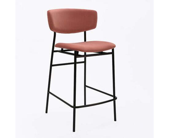 Дизайнерский полубарный стул Marko розовый, черный металл | Интернет магазин мебели и декора LifeDekor