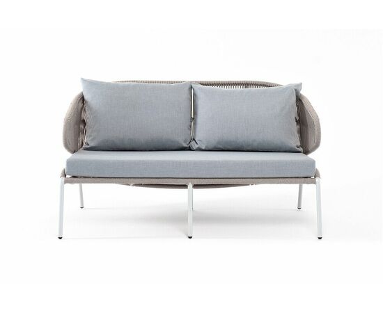 "Милан" диван 2-местный плетеный из роупа, каркас алюминий светло-серый (RAL7035) муар, роуп серый меланж круглый, ткань светло-серая, изображение 2 | Интернет магазин мебели и декора LifeDekor