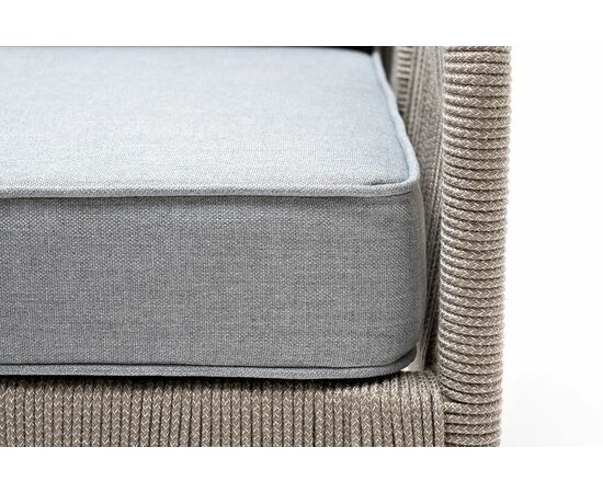 "Канны" кресло плетеное из роупа, каркас алюминий светло-серый (RAL7035) муар, роуп серый меланж круглый, ткань светло-серая, изображение 4 | Интернет магазин мебели и декора LifeDekor