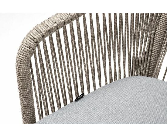 "Марсель" стул плетеный из роупа, каркас алюминий светло-серый (RAL7035) муар, роуп серый меланж круглый, ткань светло-серая, изображение 5 | Интернет магазин мебели и декора LifeDekor