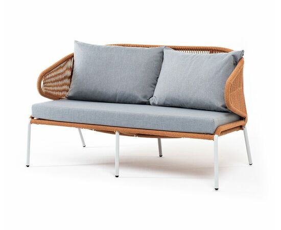 "Милан" диван 2-местный плетеный из роупа, каркас алюминий светло-серый (RAL7035) муар, роуп оранжевый меланж круглый, ткань светло-серая | Интернет магазин мебели и декора LifeDekor