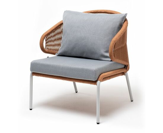 "Милан" кресло плетеное из роупа, каркас алюминий светло-серый (RAL7035) муар, роуп оранжевый меланж круглый, ткань светло-серая | Интернет магазин мебели и декора LifeDekor