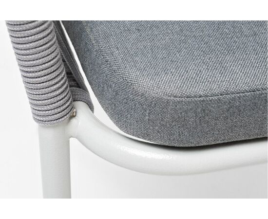 "Марсель" стул плетеный из роупа, каркас алюминий белый муар, роуп светло-серый круглый, ткань светло-серая, изображение 4 | Интернет магазин мебели и декора LifeDekor