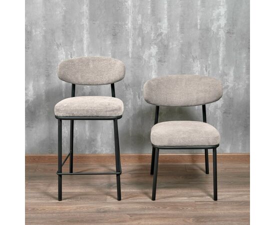 Стул полубарный Lucas 2 латте шенилл с чёрными ножками, изображение 13 | Интернет магазин мебели и декора LifeDekor