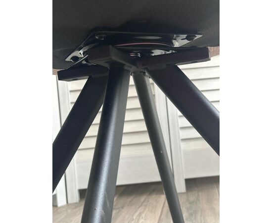 Стул LONG 360 град. поворот.NS04 Крем, букле / черный каркас, М-City, изображение 4 | Интернет магазин мебели и декора LifeDekor