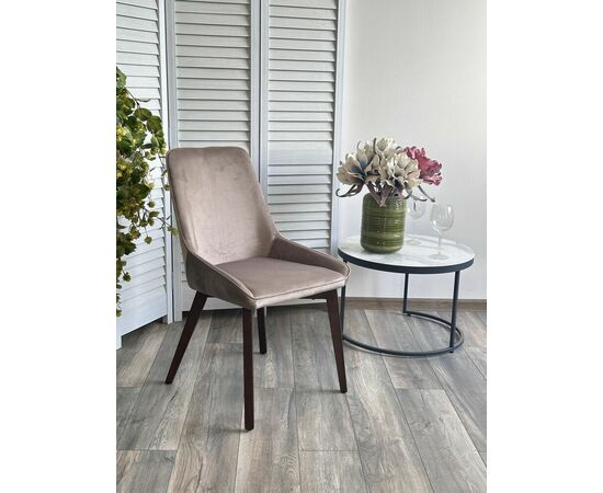 Стул CRISTIAN Future-009 латте, велюр / орех, ®DISAUR, изображение 2 | Интернет магазин мебели и декора LifeDekor