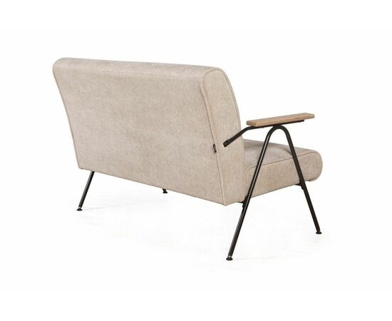 Andy диван двухместный с деревянными подлокотниками, шенилл Shantal beige, изображение 5 | Интернет магазин мебели и декора LifeDekor