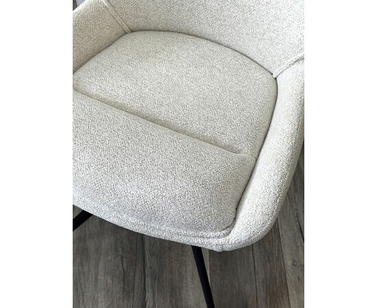 Стул OVE 360 град. поворот. RAVEN22 Бежево-белый, ткань / Черный, ®DISAUR, изображение 2 | Интернет магазин мебели и декора LifeDekor