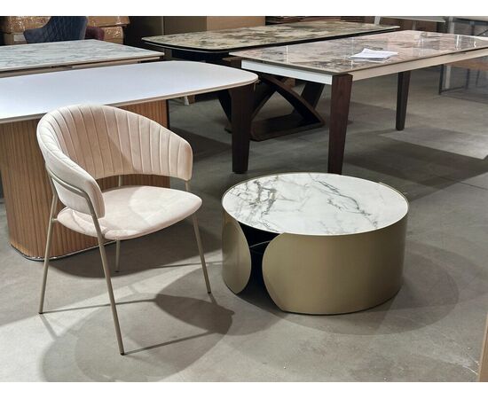 Стол журнальный BRANT KL-188 Контрастный мрамор матовый, итальянская керамика/ Шампань, ®DISAUR, изображение 4 | Интернет магазин мебели и декора LifeDekor