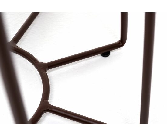 "Эквадор" журнальный стол из HPL круглый Ø40 H55, каркас из алюминия коричневый (RAL 8016) муар, цвет столешницы "дуб", изображение 2 | Интернет магазин мебели и декора LifeDekor