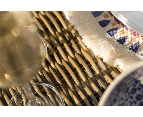 "Амароне" обеденная группа из искусственного ротанга на 6 персоны, цвет соломенный, изображение 13 | Интернет магазин мебели и декора LifeDekor