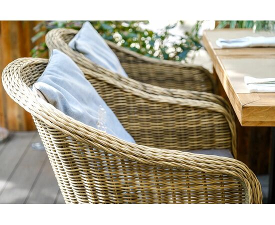 "Равенна" плетеное кресло из искусственного ротанга, цвет соломенный с серой подушкой, изображение 20 | Интернет магазин мебели и декора LifeDekor