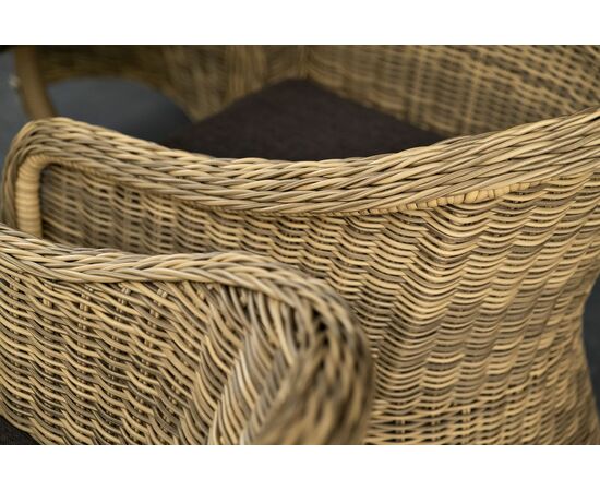 "Равенна" плетеное кресло из искусственного ротанга, цвет соломенный с серой подушкой, изображение 32 | Интернет магазин мебели и декора LifeDekor