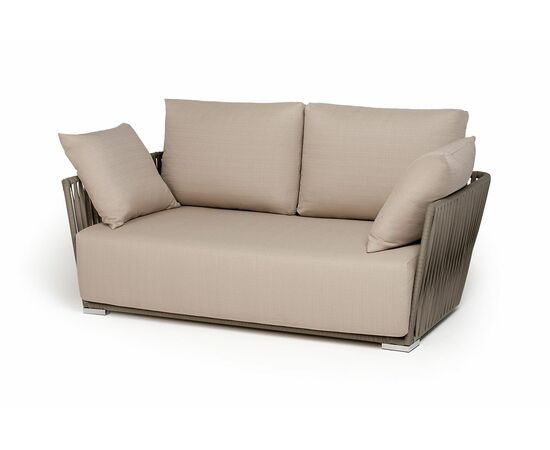 "Форли" диван 2-местный плетеный из роупа, каркас алюминий светло-серый (RAL7035) муар, роуп серо-коричневый 23мм, ткань Mossle бежевая | Интернет магазин мебели и декора LifeDekor