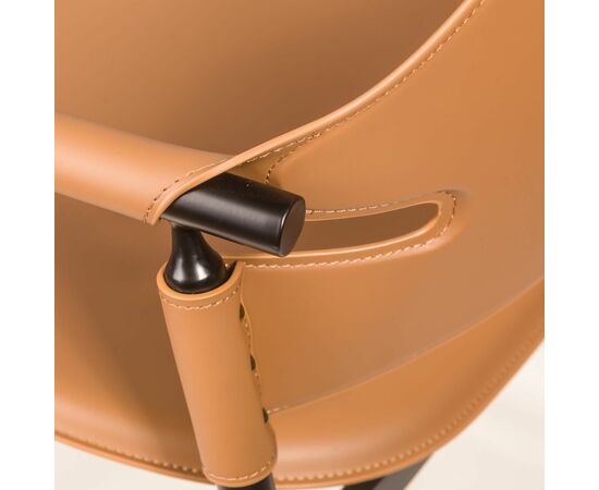 Стул с подлокотниками Suite, коричневый, изображение 15 | Интернет магазин мебели и декора LifeDekor