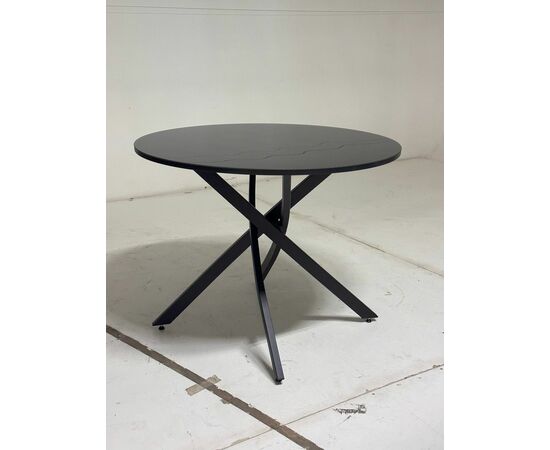 Стол ДАРИО D100 Черный, стекло/ Черный каркас М-City, изображение 4 | Интернет магазин мебели и декора LifeDekor