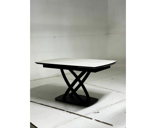Стол FOGGIA 140 KL-99 Белый мрамор матовый, итальянская керамика/ черный каркас М-City, изображение 4 | Интернет магазин мебели и декора LifeDekor