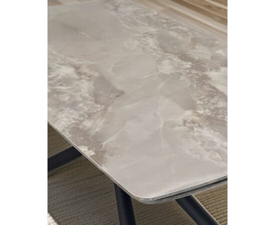 Стол RIVOLI 140 GLOSS AMBER JADE SOLID CERAMIC / BLACK, ®DISAUR, изображение 2 | Интернет магазин мебели и декора LifeDekor