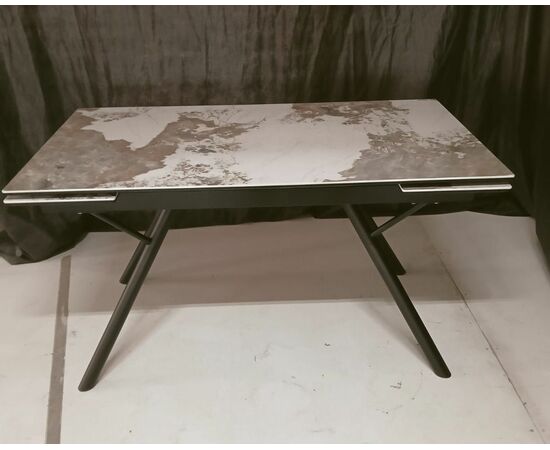 Стол ЛИБЕРТИ 140 Pandora, керамика / Черный каркас М-City, изображение 2 | Интернет магазин мебели и декора LifeDekor