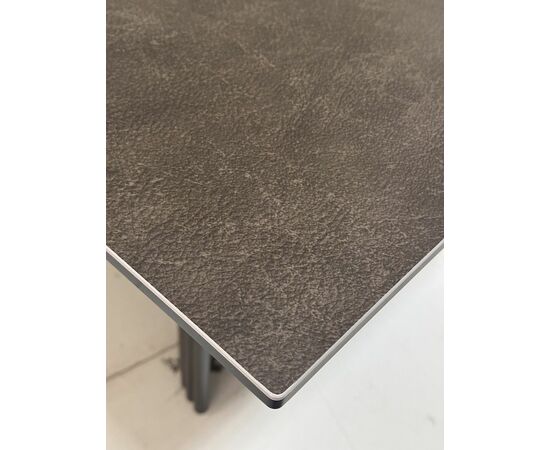 Стол RAGNAR 180 цвет 1697 Коричневая кожа, керамика / Темно-серый каркас, ®DISAUR, изображение 3 | Интернет магазин мебели и декора LifeDekor
