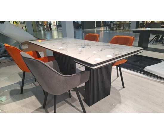 Стол DikLine EKD160, Керамика Белый глянец (К8/2), опоры черные (2 уп.) | Интернет магазин мебели и декора LifeDekor