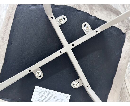 Стул CHILLI SQUARE G062-13 кварцевый, велюр/ латте каркас М-City, изображение 4 | Интернет магазин мебели и декора LifeDekor