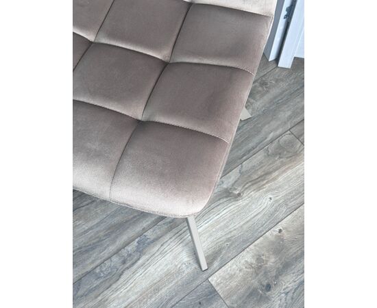 Стул CHILLI SQUARE G062-13 кварцевый, велюр/ латте каркас М-City, изображение 6 | Интернет магазин мебели и декора LifeDekor