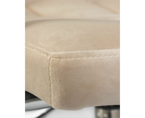 Набор 2 шт Офисное кресло для персонала DOBRIN TERRY, бежевый велюр (MJ9-10), Вариант: бежевый велюр (MJ9-10), изображение 9 | Интернет магазин мебели и декора LifeDekor