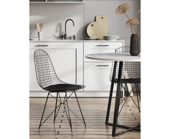 Стул обеденный Eiffel черный с черной подушкой, изображение 3 | Интернет магазин мебели и декора LifeDekor