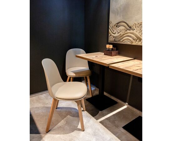 Стул Fog с подушкой бежевый деревянные ножки, изображение 3 | Интернет магазин мебели и декора LifeDekor